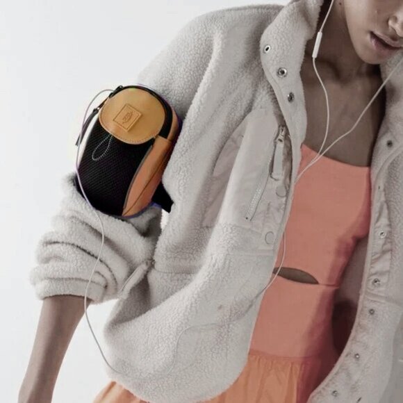 Free People Back on Track Phone Armband Toffee - Picture 3 of 9